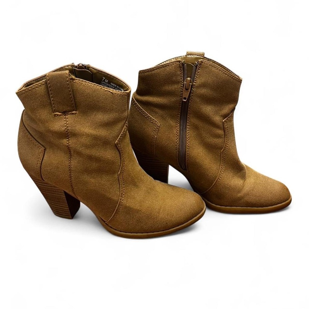 ankle boots w/ 3" heel & zipper closure